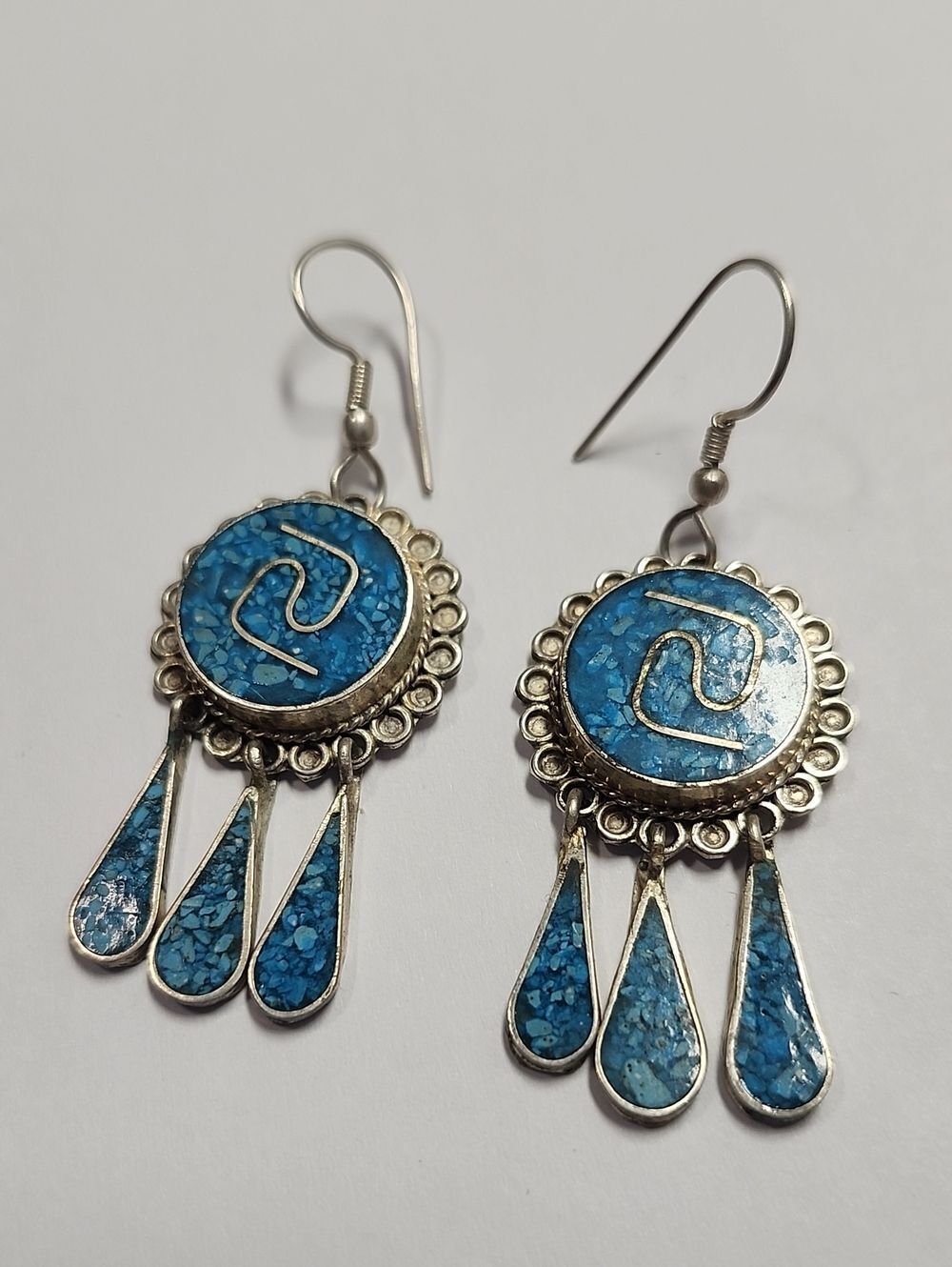 VTG Mexico Crushed Turquoise Inlay Dangle Earrings Southwestern Boho